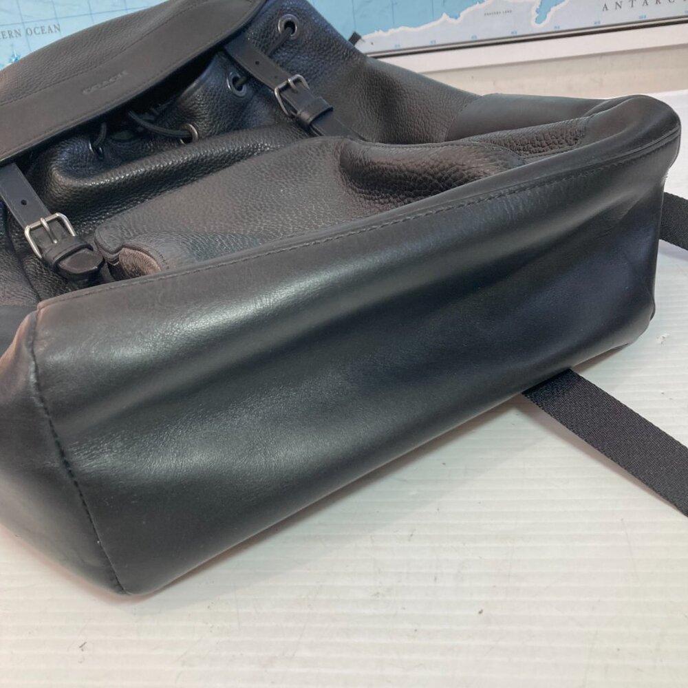 Coach Black Leather Men's Backpack - Picture 6 of 15